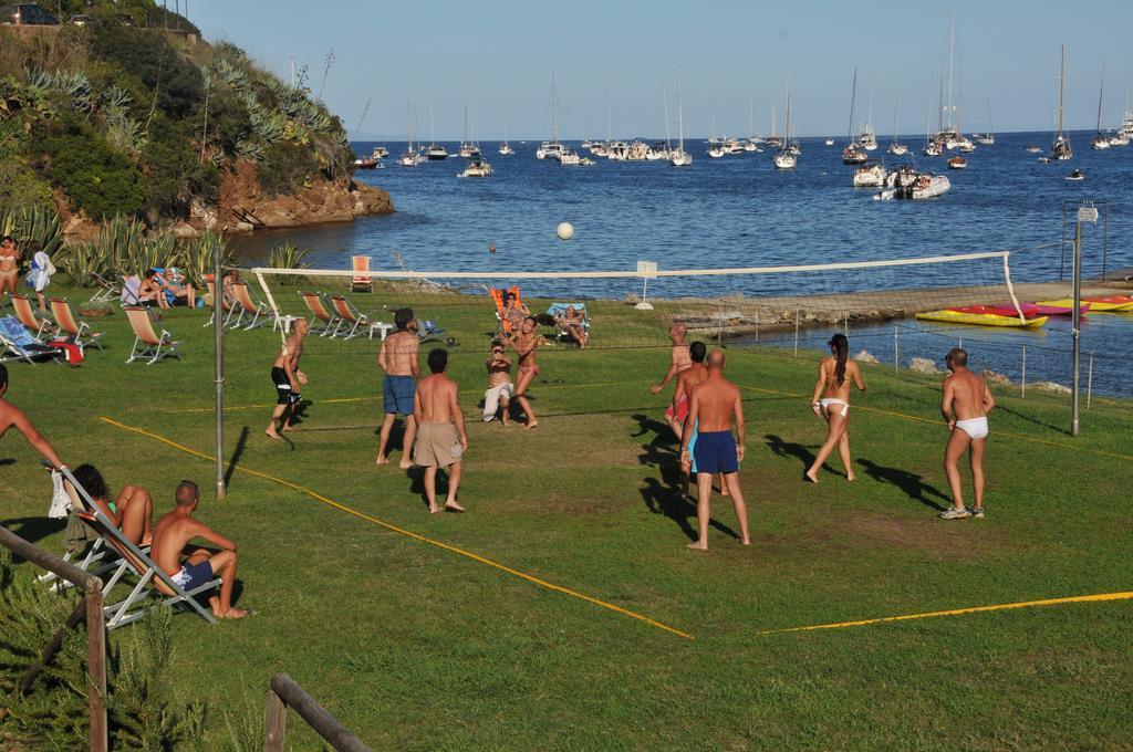 Hotel Cala Di Mola Porto Azzurro Eksteriør billede